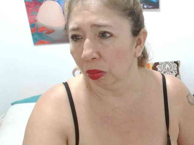 Valentina-mature