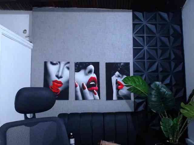 Valentina-mature webcam