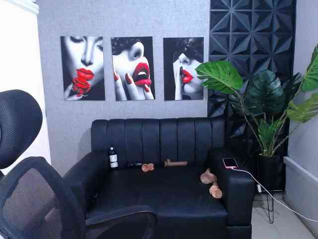 Valentina-mature webcam