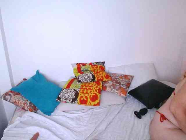Valentina-mature webcam