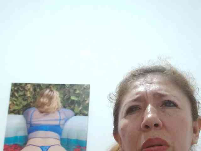 Valentina-mature