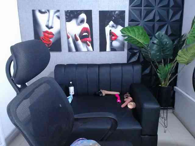 Valentina-mature webcam