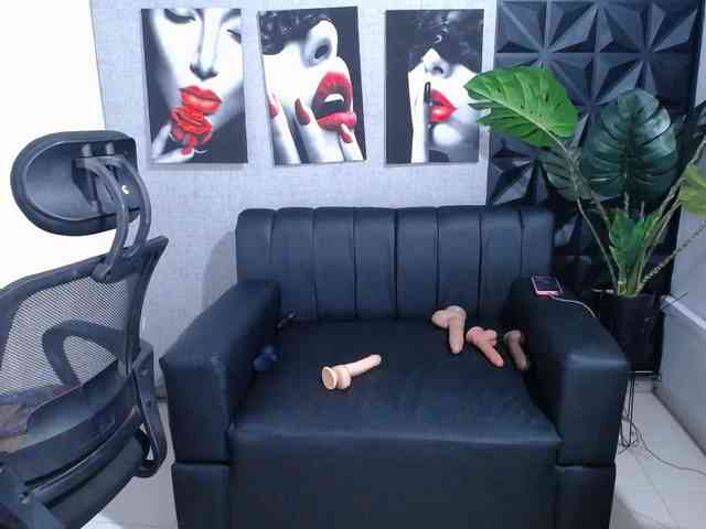 Valentina-mature webcam