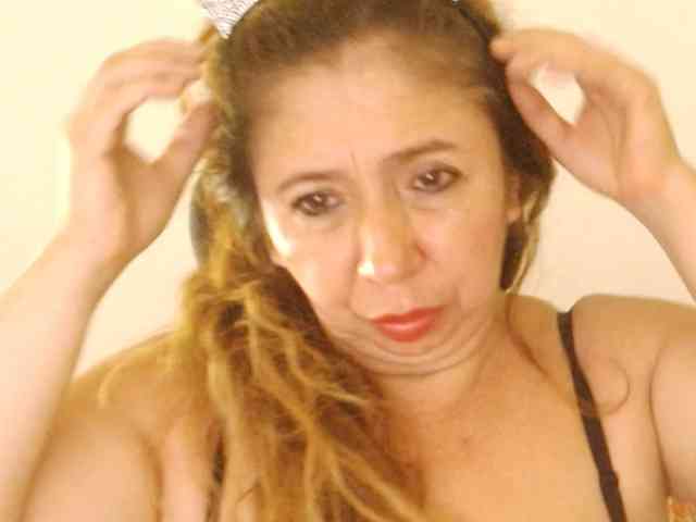 Valentina-mature