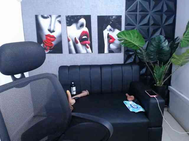 Valentina-mature webcam