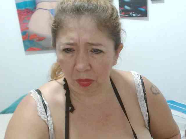 Valentina-mature