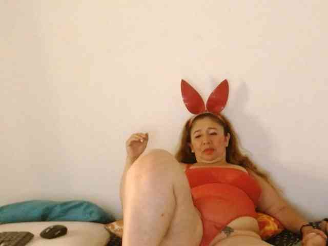 Valentina-mature