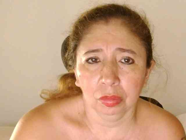 Valentina-mature webcam