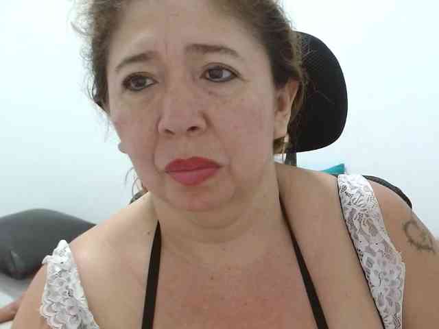 Valentina-mature webcam