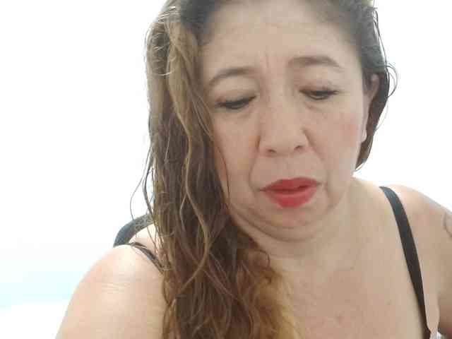 Valentina-mature