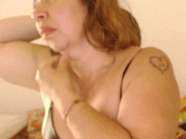 Valentina-mature webcam
