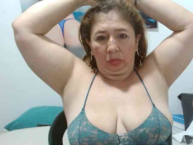 Valentina-mature webcam
