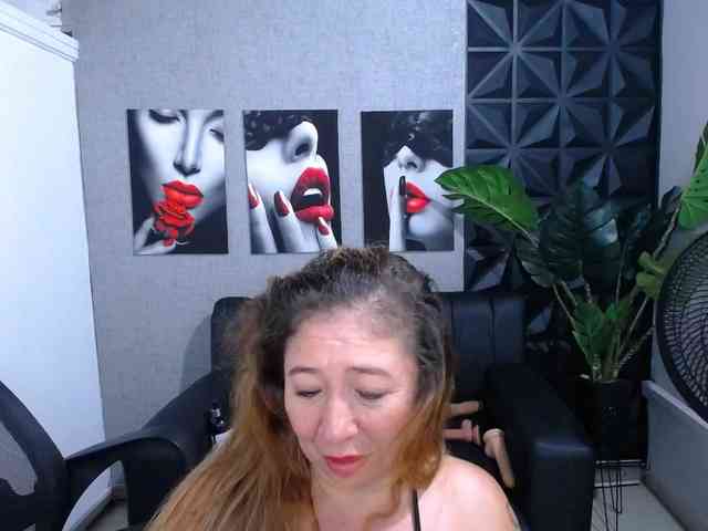 Valentina-mature webcam