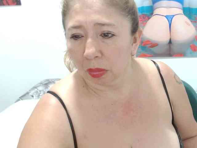 Valentina-mature webcam