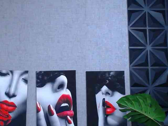 Valentina-mature webcam