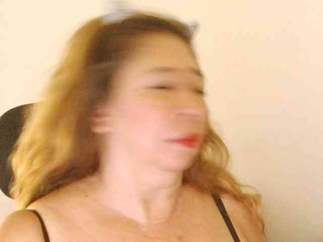 Valentina-mature