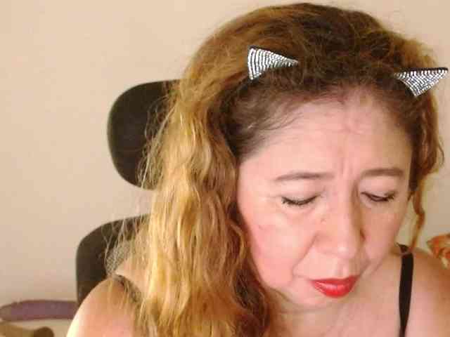 Valentina-mature