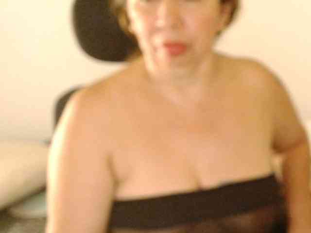 Valentina-mature