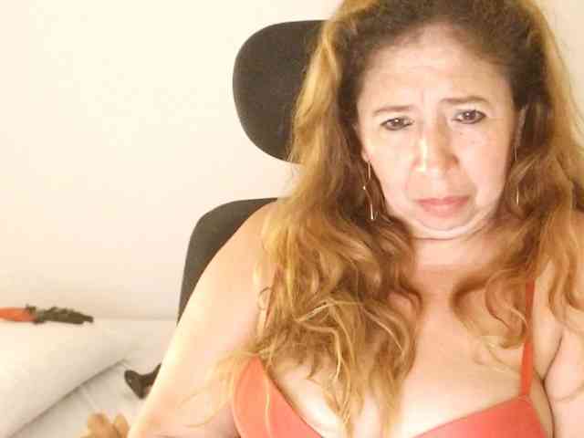 Valentina-mature