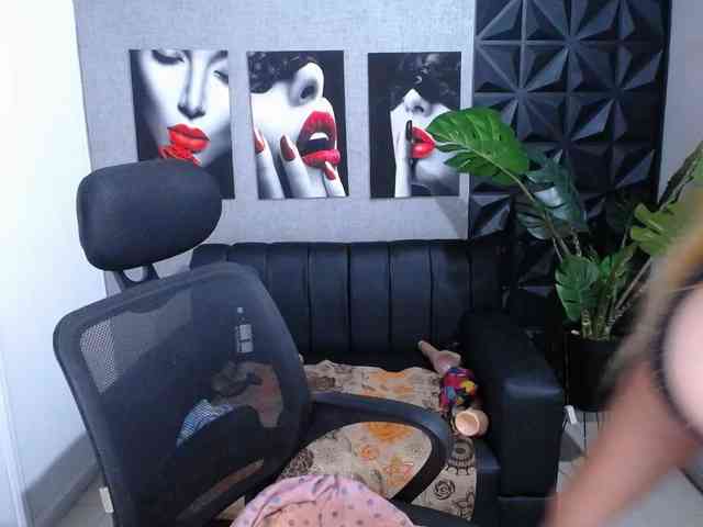 Valentina-mature webcam