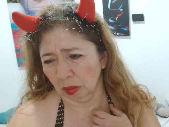 Valentina-mature