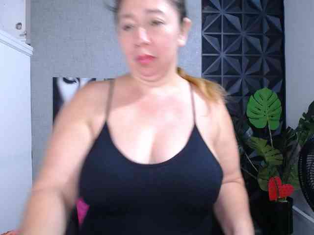 Valentina-mature webcam