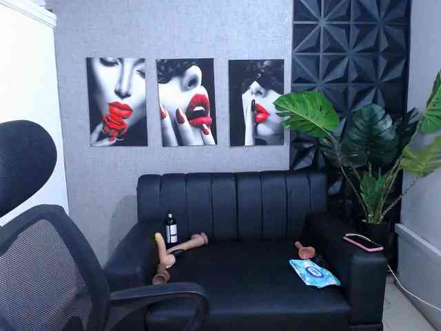 Valentina-mature webcam