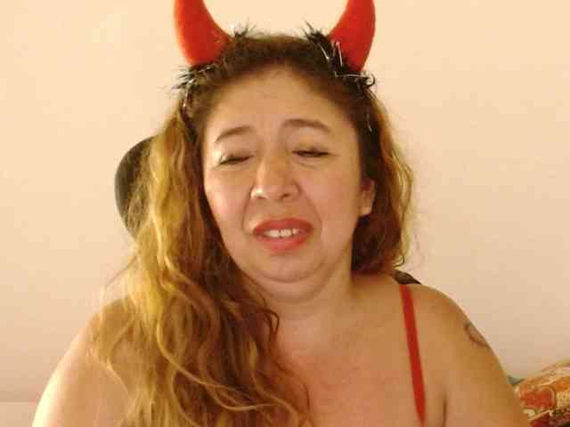 Valentina-mature webcam