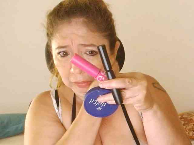 Valentina-mature