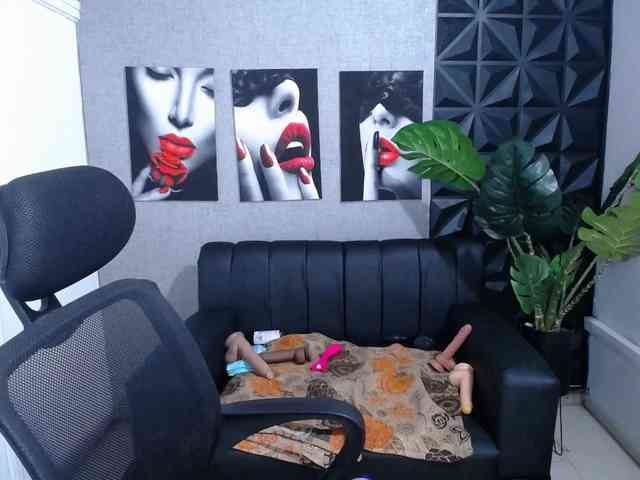 Valentina-mature webcam