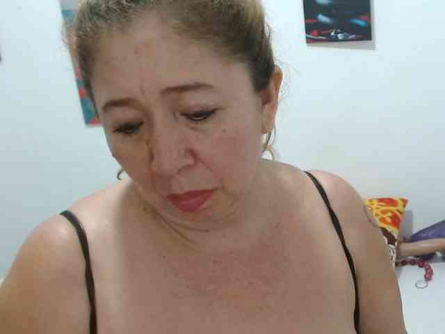 Valentina-mature webcam
