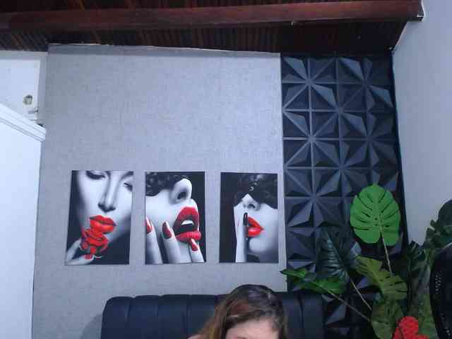 Valentina-mature webcam