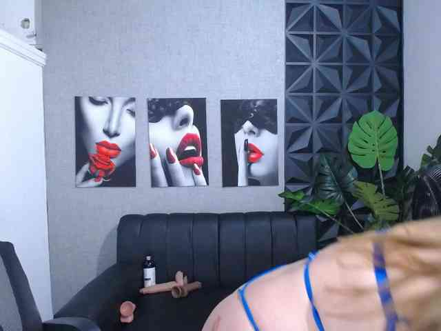 Valentina-mature webcam