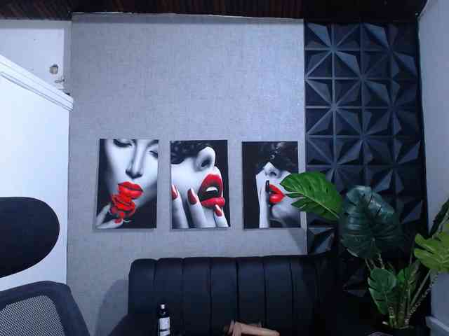 Valentina-mature webcam