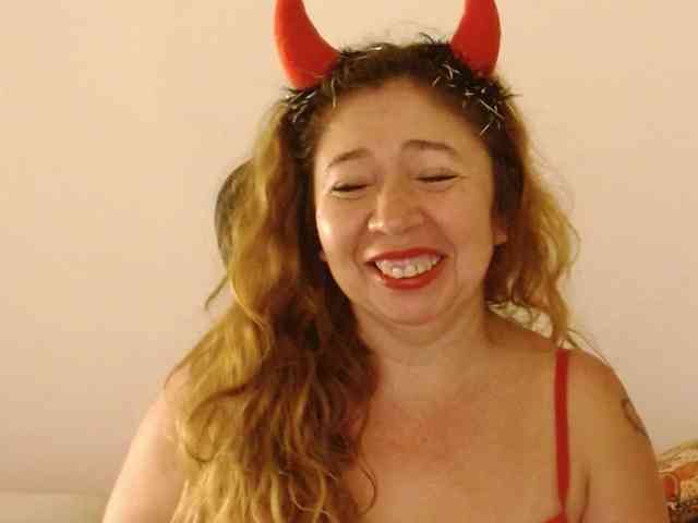 Valentina-mature