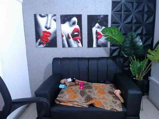 Valentina-mature webcam