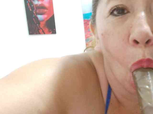Valentina-mature webcam