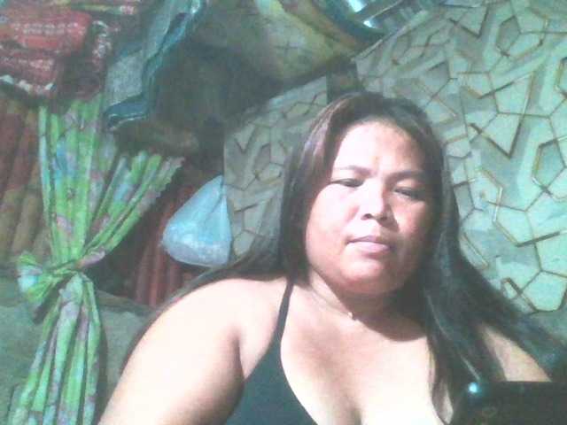 Yummypussy432 live cam on BongaCams
