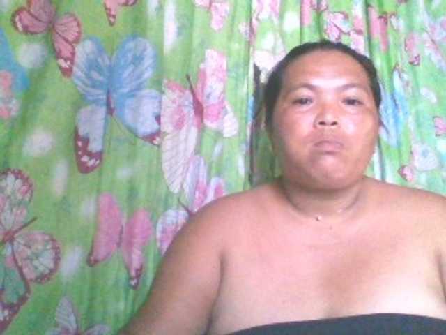 Yummypussy432 live cam on BongaCams