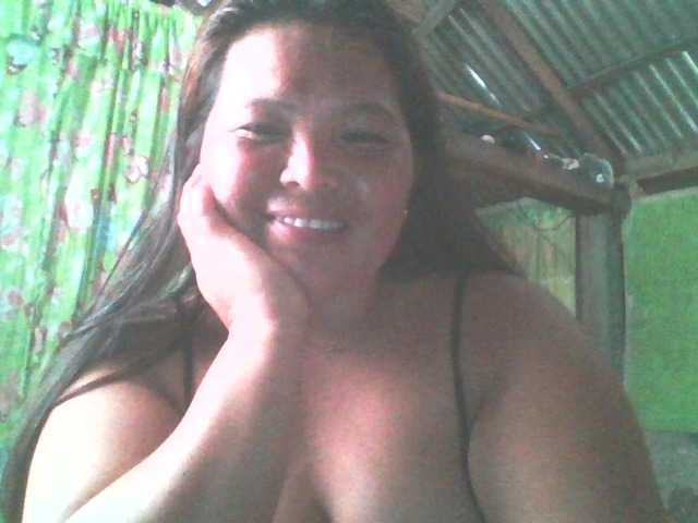 Yummypussy432 live cam on BongaCams