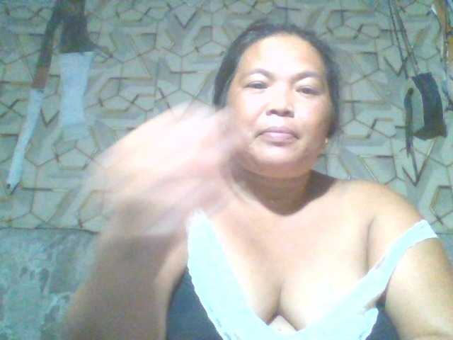 Yummypussy432 live cam on BongaCams