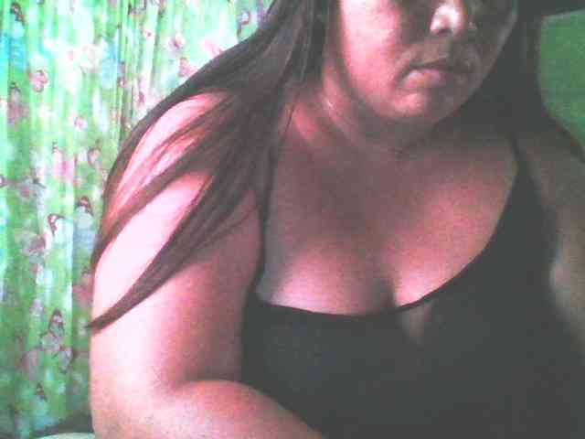 Yummypussy432 webcam