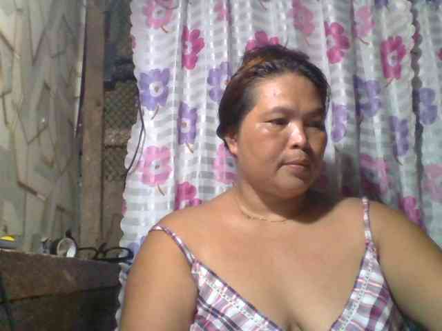 Yummypussy432 webcam