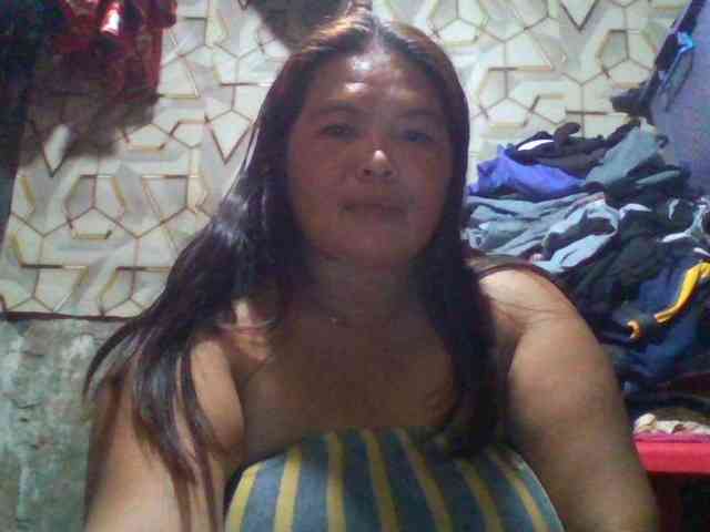 Yummypussy432 webcam