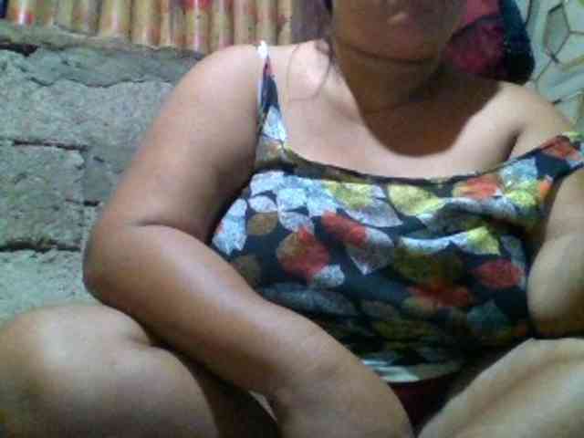 Yummypussy432 webcam