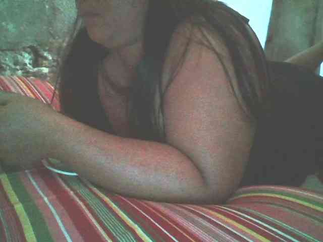 Yummypussy432 webcam