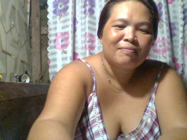 Yummypussy432 webcam