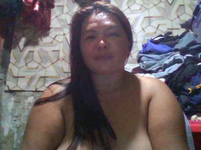 Yummypussy432 webcam