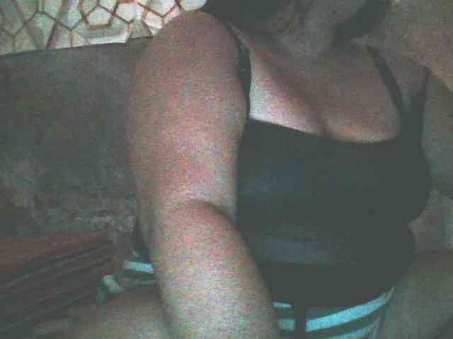 Yummypussy432 webcam