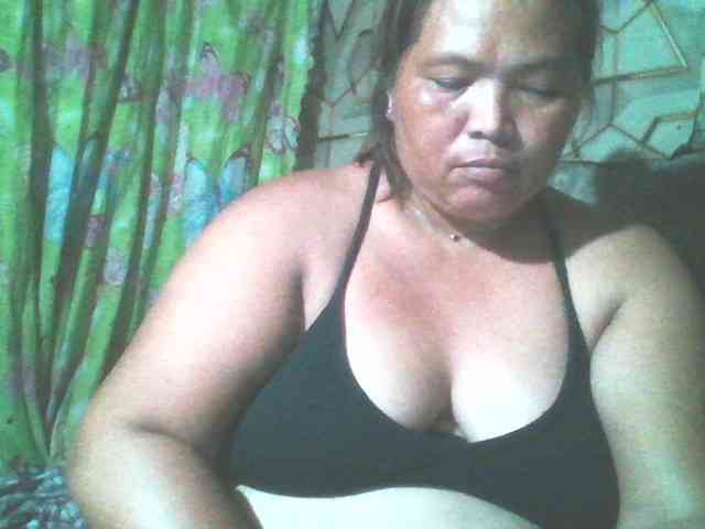 Yummypussy432 webcam